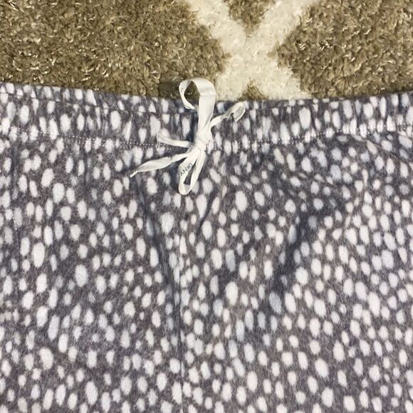 DKNY Soft Fleece Pajama Pants - Picture 5 of 7